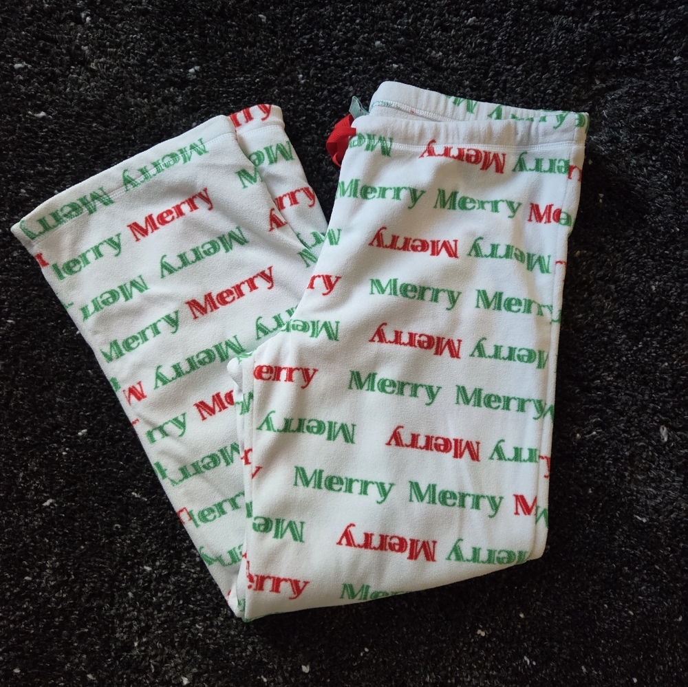 Old Navy Womens Fleece Pajama Bottoms - Red and Green Christmas Merry Print